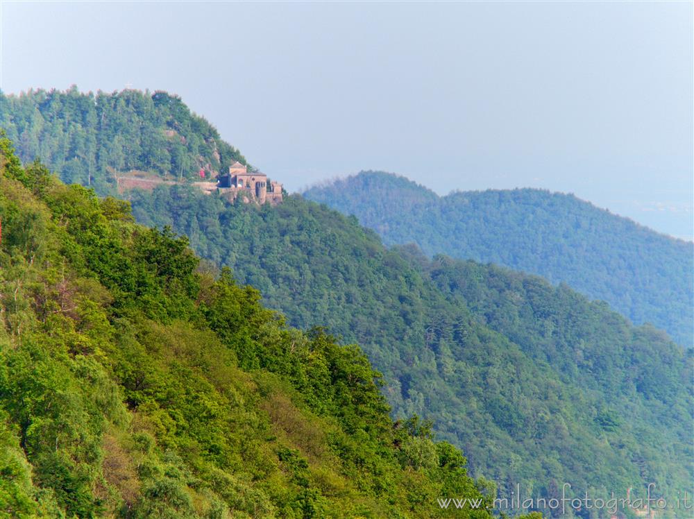 Montesinaro fraction of Piedicavallo (Biella, Italy) - Cemetery of Oriomosso seen from Montesinaro